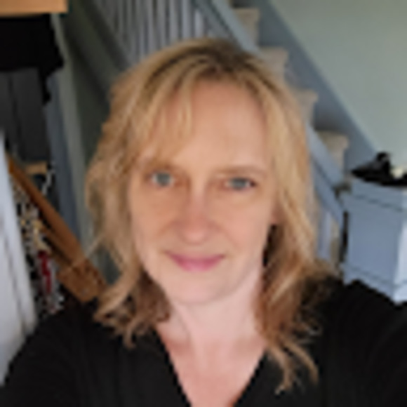 Meet your Posher, Michelle - Picture 1 of 1
